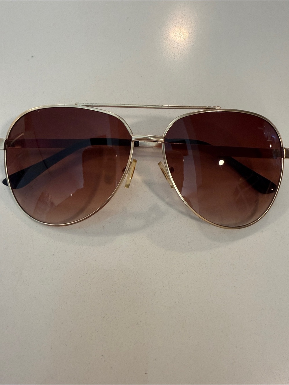 Louis Vuitton Gold Frame Aviator Sunglasses with Brown Gradient Lenses
